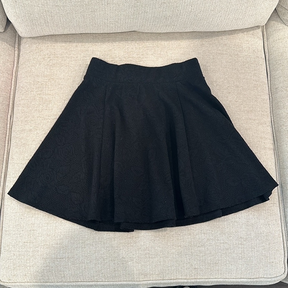 Black skirt